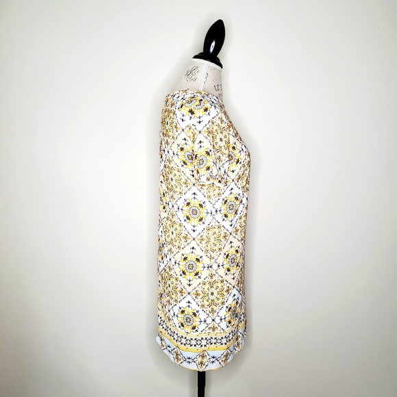 Lulu's | Dandy Lion Yellow Print Shift Dress XS - Picture 5 of 16